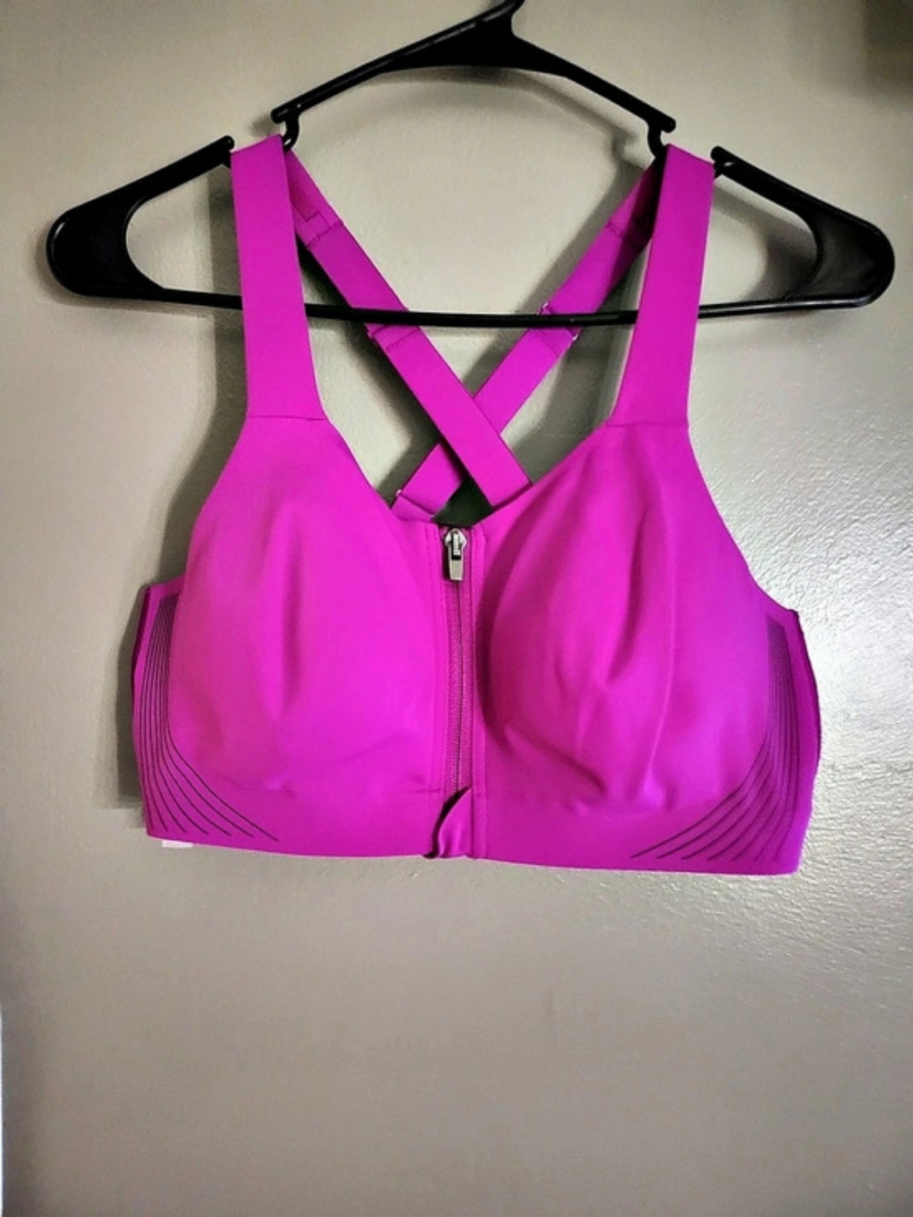 NEW VSX Pink Sports Bra Size 36C/C80 Like New